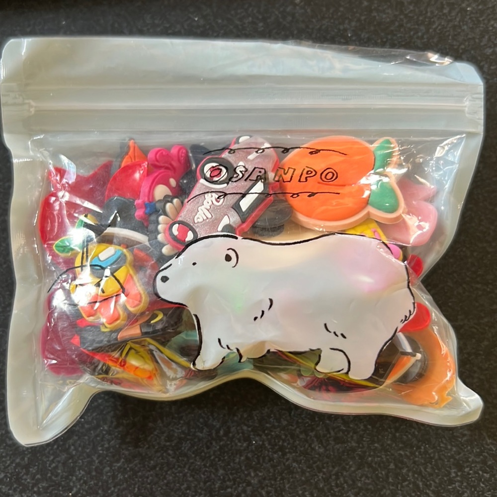 Random croc pins